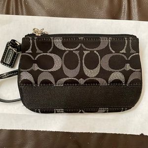 coach zip wristlet  Black & Silver New Without Tags